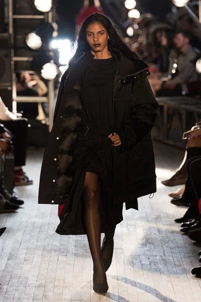 Look 43